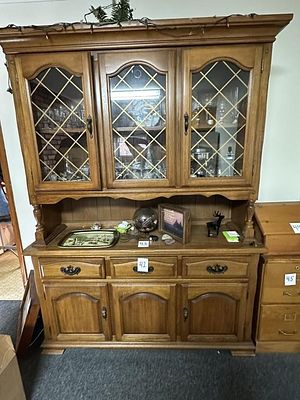 Vintage Solid Oak 2-Piece China Hutch. 1970s Colonial Revival solid oak china hutch display 