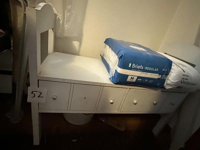 Small Storage Bench, no contents. No Shipping