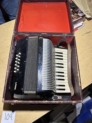 Vintage La Tosca Italian Accordion. Mid-century Italian-made La Tosca piano accordion musical 