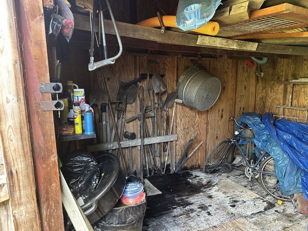 Lot 183: Picker's Choice Shed Cleanout (Contents Only)