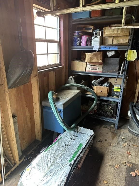 Lot 184: Picker's Choice Barn Wall Cleanout