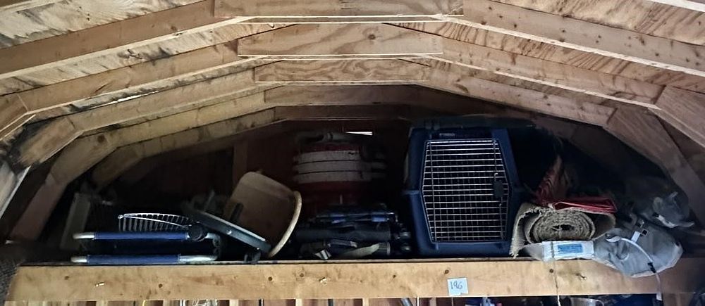 Lot 196: Pickers Rights of Shed Loft