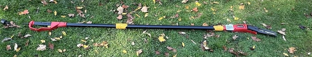 Lot 202: Homelite Electric Pole Saw