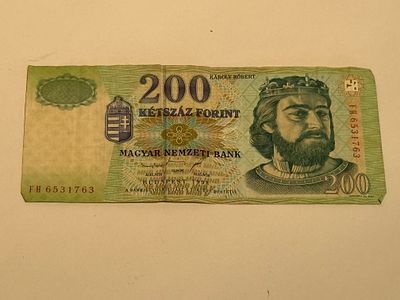A 200 forint banknote from Hungary, dated 1998.
