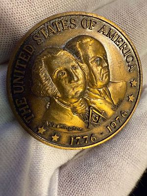 מטבע זיכרון של הבונים החופשיים, שהונפק על ידי הלשכה של מחוז קולומביה, לציון 200 שנה לארצות 