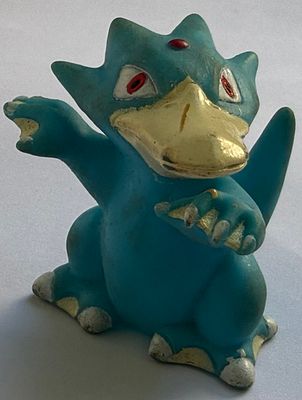 בובת אצבע פוקימון בדמות גולדאק (Golduck, מס' 055 בפוקדקס) 
פוקימון מסוג מים בצבע כחול-טורקיז 