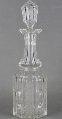 Графин с крышкой &laquo;Виноградная лоза&raquo;. Санкт-Петербург, Императорский стеклянный завод. Конец 