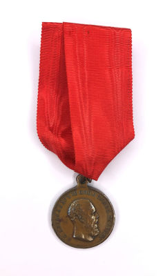 Medaille "Zum Gedenken an die Kr&ouml;nung Alexanders III" am Ordensband des Hl. Alexander Newskij 