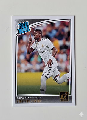 כדורגל - ויניסיוס קלף רוקי במדי ריאל מדריד סדרת הדונרס של פניני שנת 2018