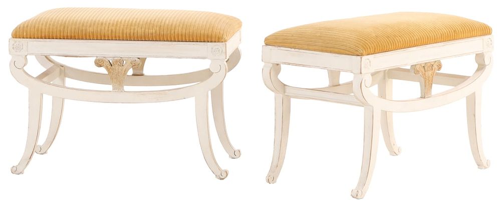 PAIR OF HOLLYWOOD REGENCY WHITE PAINTED AND GILT BENCHES, CIRCA 1950. Pair of Hollywood Regency 