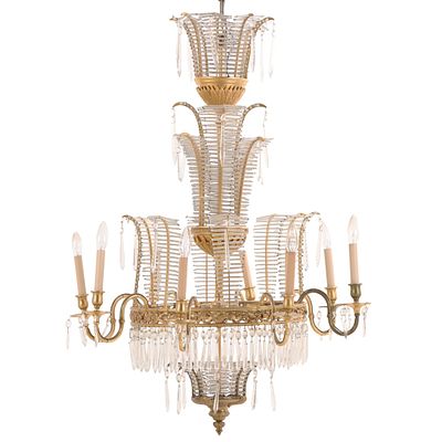 ELEGANT RUSSIAN STYLE BRONZE AND CRYSTAL CHANDELIER HAVING TEN LIGHTS. Elegant Russian style 