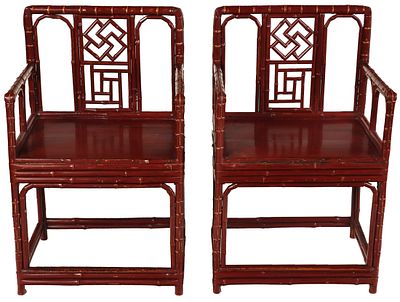 A PAIR OF EARLY 20TH C CHINESE BRIGHTON PAVILION STYLE BAMBOO ARMCHAIRS. A pair of early 20th C 