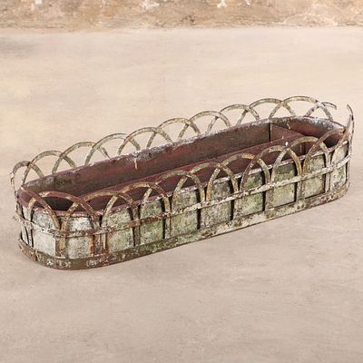ENGLISH REGENCY STYLE IRON TABLE TOP PLANTER WITH INSERT C 1910. English Regency style iron 