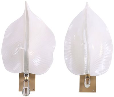 PAIR OF MURANO GLASS LEAF FORM SCONCES HAVING CLEAR AND WHITE GLASS C 1970. Pair of Murano glass 
