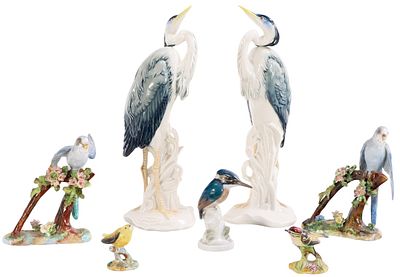 SEVEN PORCELAIN BIRD SCULPTURES GERMAN AND ENGLISH PORCELAIN C. 20TH CENTURY. Seven porcelain 