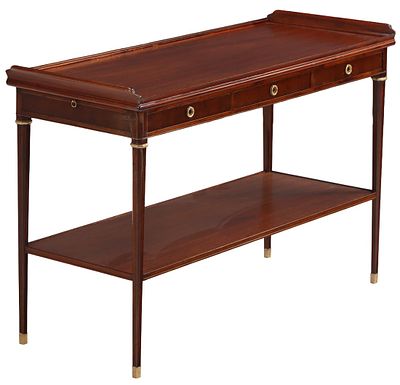 A QUALITY MAHOGANY SERVER HAVING THREE DRAWERS, BRONZE MOUNTS, LEATHER PULL OUT SLIDES AND RESTING. 