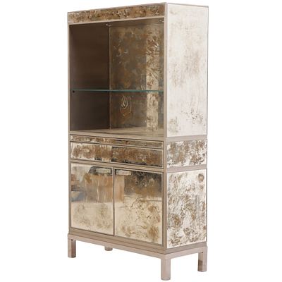 MIRRORED BAR CABINET C 1980 HAVING AN OPEN TOP WITH GLASS SHELF OVER TWO DRAWERS AND TWO DOORS. 