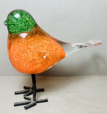 מורנו - ציפור 
פיגורת זכוכית יפיפייה . ציפור עם רגלי מתכת .