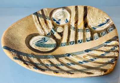 לפיד - סדרת Free 
קערת פירות גדולה 
מצב מושלם . 
29*27 סמ 