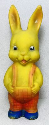 מאייר - Mayer 
בובת גומי ישראלית , שפן . חתום וממוספר. גובה 16.5 סמ .