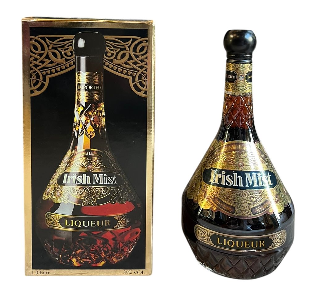 ליקר אייריש מיסט - אירלנד - שנות ה90 - מצב טוב מאוד 
הליקר האירי הראשון. בלנד איכותי של ויסקי 