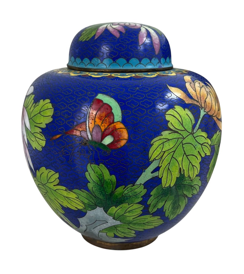 JINGFA - אגרטל קלאזונה סיני וינטג' 
עיטורים בוטניים בסגנון סיני. 
שנות ה70 
16*13 סמ