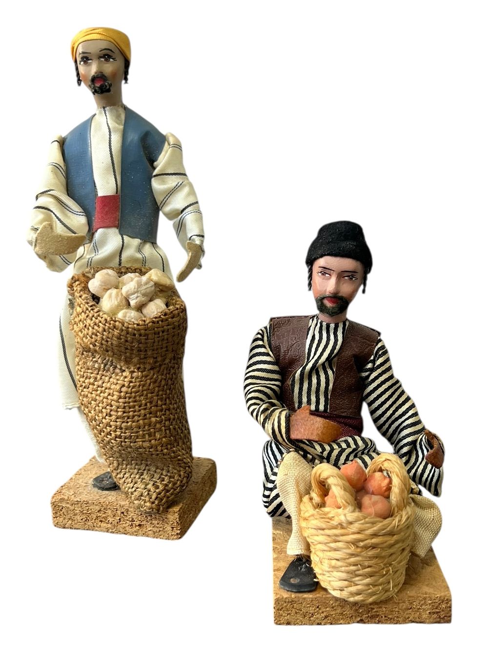 ישראליאנה - צברה - זוג בובות עץ ובד 
זוג בובות עשויות בעבודת יד , רוכלים תימנים המוכרים 