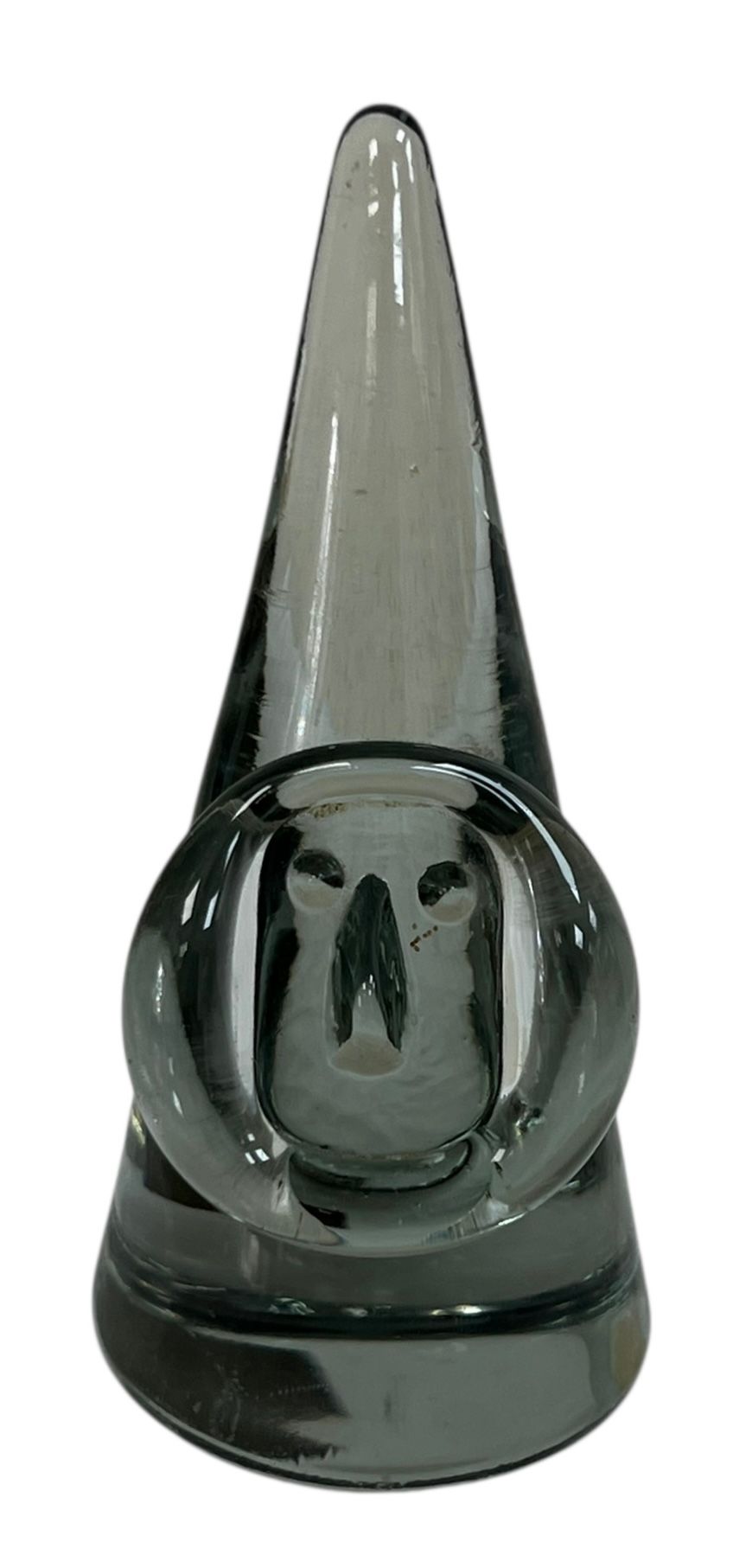 Hadeland glass - פסלון זכוכית נורווגית וינטג' 
דמות Nisse, גמד חג מולד של סנטה קלאוס. 
שנות 