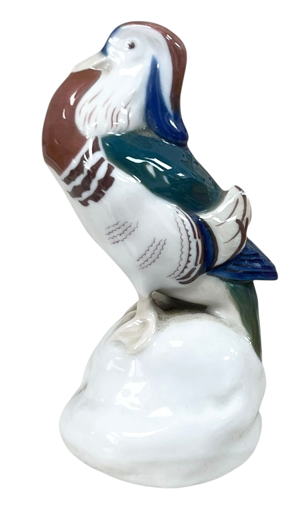 מייסן - Meissen - פיגורת פורצלן גרמנית 
ברווז מנדרין 
חתום. 
גובה 10 סמ' 
קוטר תחתית - 5 סמ' 