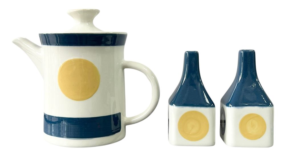 לפיד - לוט 3 כלי קרמיקה 
לוט 3 כלים, זוג כלי קיבול לרטבים/שמן וקנקן תה/קפה 
עיטור לא שכיח 