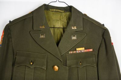 Identified WWII 4th Army US Engineers Tunic. Very nice gaberdine officers grade tunic. Had 