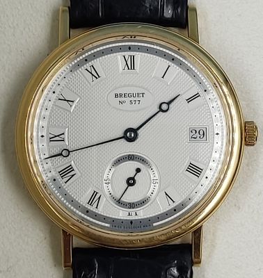 Золотые часы Breguet Classique. Швейцария.
. Часы наручные мужские 5920BA/15/984. 
Корпус: 