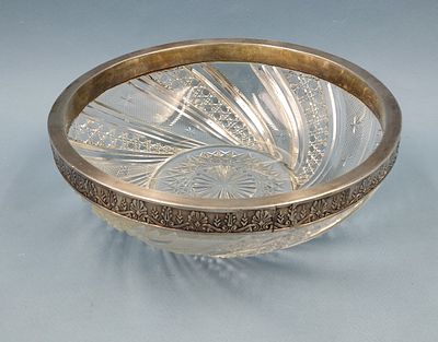 Хрустальная ваза с серебряным кантом. Царская Россия, XIX-XX век. Хрусталь, резьба. Серебро 84 