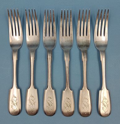 Серебряные вилки 6 шт. Царская Россия. Санкт-Петербург, 1892 год. Серебро 84 пробы. 
Общий вес 