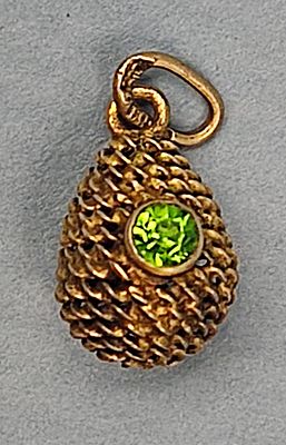 Серебряный кулон "Пасхальное яйцо", Царская Россия. Серебро 84 пробы, золочение. 
Размер без 