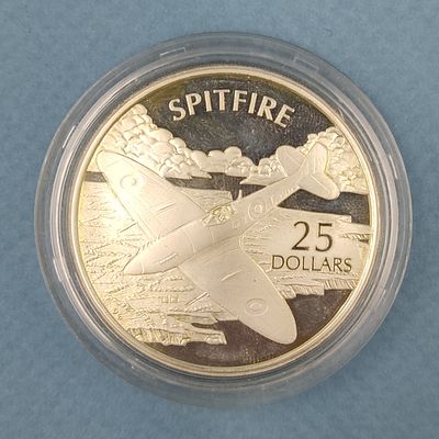 Монета Соломоновы острова 25 долларов 2003 Елизавета II Серебро . Унция. Капсула открывалась 