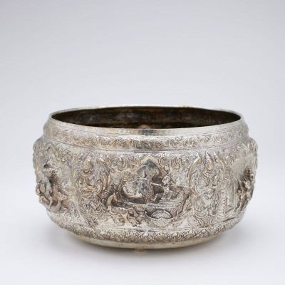 Schale (Thabeik), Myanmar, 20. Jahrhundert. Schale (Thabeik) Myanmar, 20. Jahrhundert. Metall 