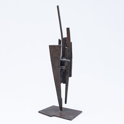 Helge Michael Breig 1930 Naumburg (Saale) - 2020 Hanover - Abstract figure - (1963) Bronze. 