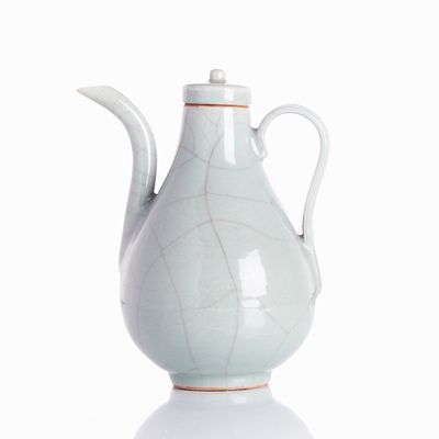 A Rare Longquan Teapot with Dragon Motif China, Ming Dynasty or later. Ceramic. Beautiful 