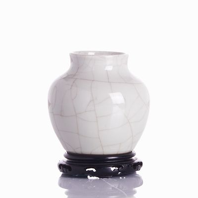 Small Celadon Craquelure Vase with Qianlong Base Mark China, 18th - 19th Century. Ceramic. 