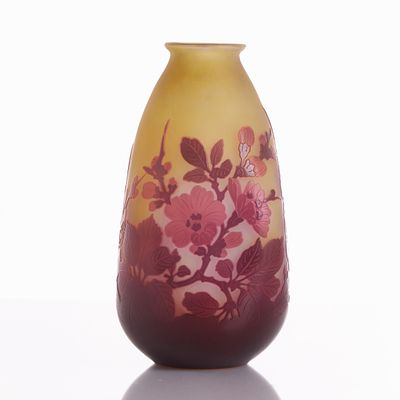 Vase - Wild Rose. Émile Gallé, Nancy 1900-1904. Vase - Wild Rose Émile Gallé, Nancy 1900-1904. 