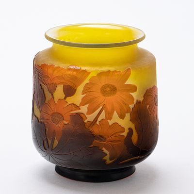 Art Nouveau Vase - Marguerite. Émile Charles Gallé, Nancy 1903 - 1904. Art Nouveau Vase - 