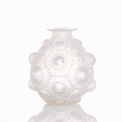 Vase Tournesols / Sunflowers - René Lalique, Wingen-sur-Moder circa 1927. Vase Tournesols / 