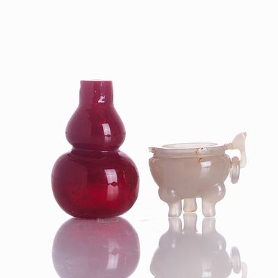 Two Miniatures: Red Glass Hulu Vase and Manao (Agate) Censer China, 19th-20th century. A red 