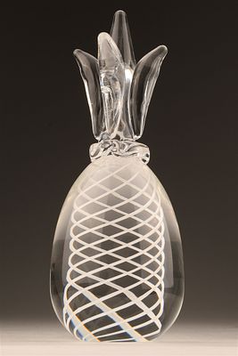 Steuben Crystal Air Twist Pineapple Paperweight. Signed Steuben Crystal Air Twist Pineapple 
