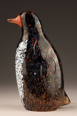 Mid Century Bertil Vallien Spotted Penguin. Mid Century Bertil Vallien Art Glass Spotted 