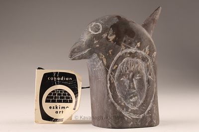Inuit Soapstone Bird with Human Face Carving, Spence Bay. A small Inuit soapstone carving 