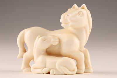 Antique Japanese Netsuke Carved Horse Group, Mare and Foal Signed. 1.75 inches x 2 inches. THIS 
