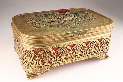 Vintage Ormolu Brass Filigree Jewelry Box with Amber Gemstone. Vintage Ormolu Brass Filigree 