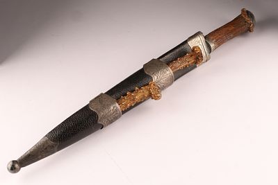 19th C Antique Scottish Silver and Stag Horn Dirk Dagger. A Fine Victorian Scottish silver 